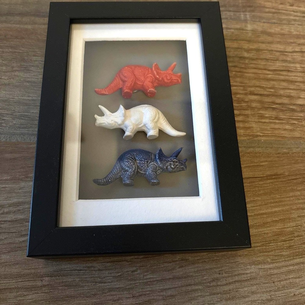 Handmade Ceramic Dinosaur In Shadow‎ Box Triceratops Red/white/blue
